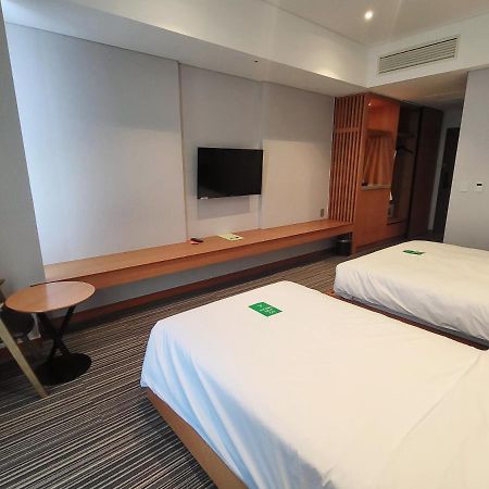 Hotel Tour Incheon Airport Hotel & Suites Exterior photo