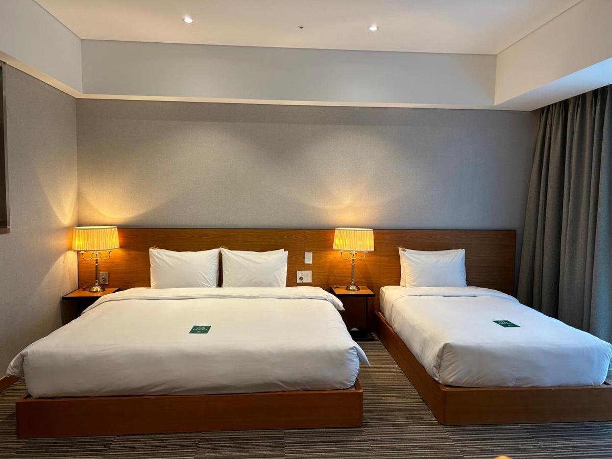 Hotel Tour Incheon Airport Hotel & Suites Exterior photo